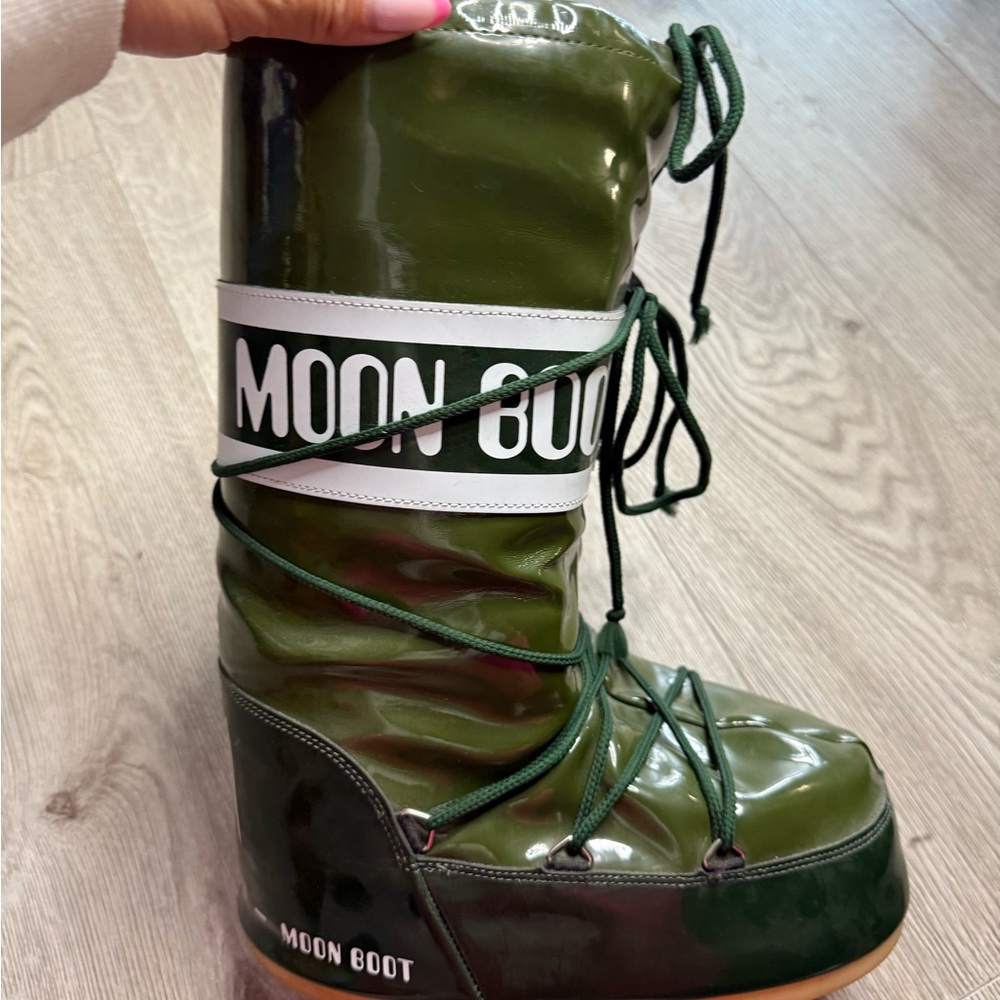 Moon Boot  Green Snow Boots